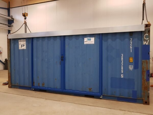 20ft Hi Cube Container (9′ 6″ high) suitable for IBC storage Sliding Door